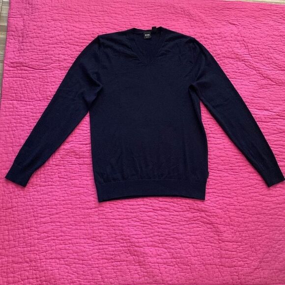 Hugo Boss Navy Slim Fit wool/silk Sweater, M - Picture 1 of 8